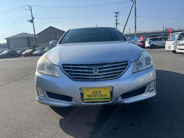 クラウン ３．０ロイヤルサルーンｉ－ＦｏｕｒアニバＥＤ　ナビ　アルミ　バックカメラ　クルーズ　　ＴＶ　ＣＤ（2枚目）