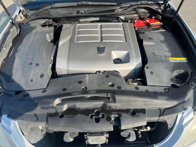 クラウン ３．０ロイヤルサルーンｉ－ＦｏｕｒアニバＥＤ　ナビ　アルミ　バックカメラ　クルーズ　　ＴＶ　ＣＤ（26枚目）