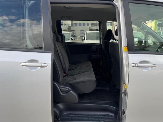 ヴォクシー トランス-X(13枚目)