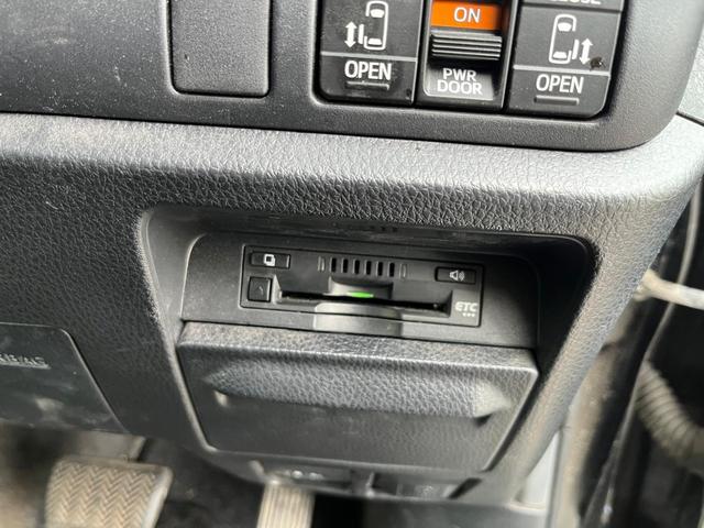 エスクァイア Gi ナビ アルミ バックカメラ シートヒーター ETC(21枚目)