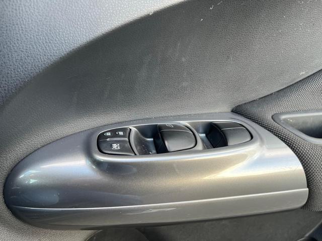 ジューク 15RX ナビ PS PW ABS AC(17枚目)