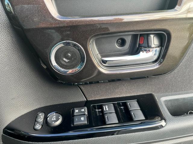 N-BOXカスタム G・Lホンダセンシング アルミ ETC プッシュスタート アイドリング ストップ シートヒーター クルーズ(17枚目)