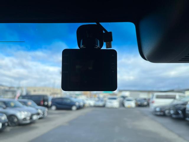 N-BOXカスタム G・Lホンダセンシング アルミ ETC プッシュスタート アイドリング ストップ シートヒーター クルーズ(23枚目)