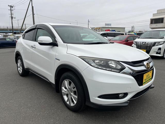 ヴェゼル ハイブリッドＸ　ナビ　アルミ　クルーズ　　ＴＶ　　ＥＴＣ（3枚目）