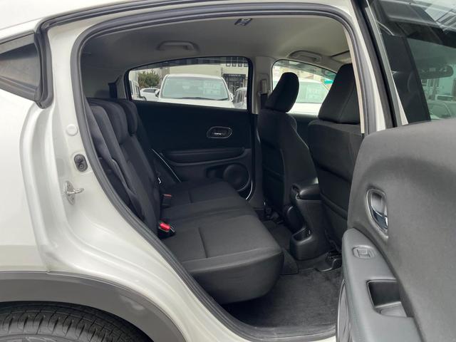 ヴェゼル ハイブリッドＸ　ナビ　アルミ　クルーズ　　ＴＶ　　ＥＴＣ（11枚目）