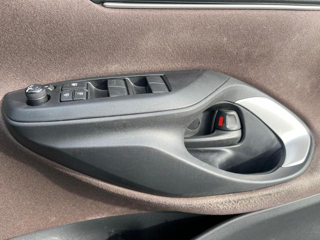 ヤリスクロス ハイブリッドＺ　ナビ　アルミ　バックカメラ　クルーズ　　ＴＶ　　ＥＴＣ（25枚目）