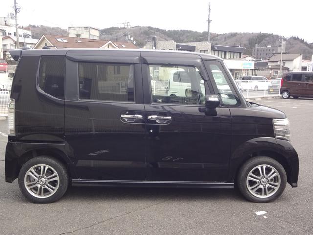 Ｎ－ＢＯＸ＋カスタム Ｇ・Ｌパッケージ　４ＷＤ　ナビ　ＴＶ　バックカメラ（9枚目）