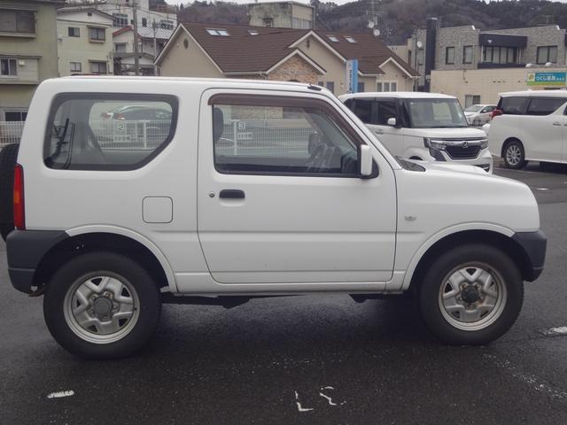ジムニー ＸＧ　４ＷＤ　１０７，０００Ｋｍ時リビルトエンジン、ターボ交換　ナビ　エンジンスターター（9枚目）