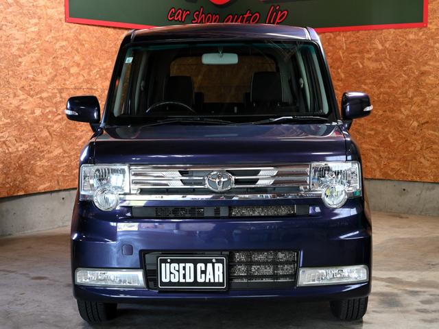 ピクシススペース カスタム X 4WD カスタム RS フルセグ走行時視聴可 メモリーナビ DVD再生 HIDヘッドライト スマートキー(8枚目)