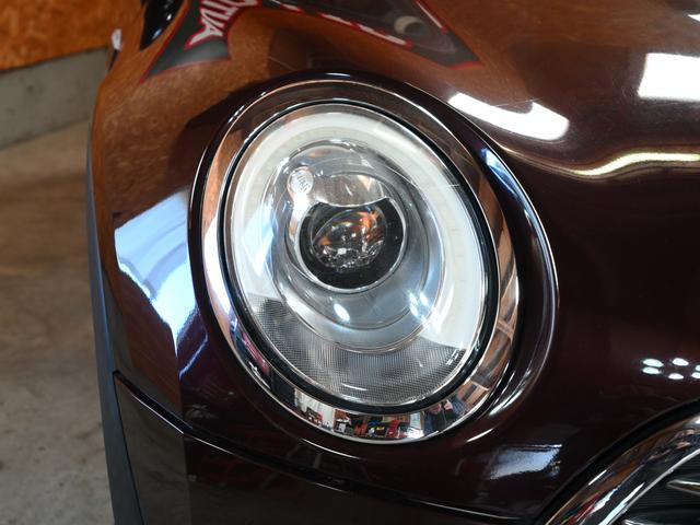 ＭＩＮＩ クーパー　クラブマン　クーパー　クラブマン　禁煙車　コンフォートアクセス　ＥＴＣ搭載ルームミラー　スマートキー　純正ナビ　Ｂｌｕｅｔｏｏｔｈオーディオ　バックカメラ　クルーズコントロール　ターボ（10枚目）