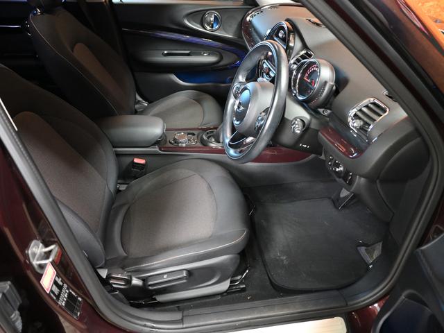 ＭＩＮＩ クーパー　クラブマン　クーパー　クラブマン　禁煙車　コンフォートアクセス　ＥＴＣ搭載ルームミラー　スマートキー　純正ナビ　Ｂｌｕｅｔｏｏｔｈオーディオ　バックカメラ　クルーズコントロール　ターボ（31枚目）