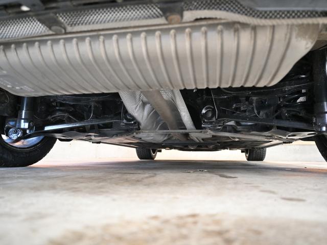 ＭＩＮＩ クーパー　クラブマン　クーパー　クラブマン　禁煙車　コンフォートアクセス　ＥＴＣ搭載ルームミラー　スマートキー　純正ナビ　Ｂｌｕｅｔｏｏｔｈオーディオ　バックカメラ　クルーズコントロール　ターボ（43枚目）