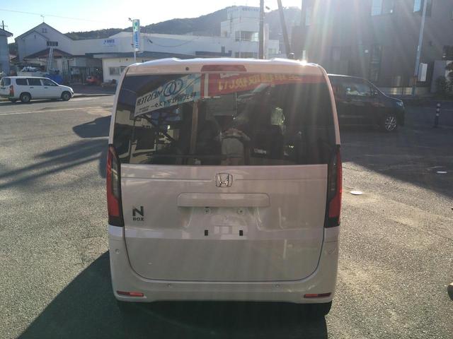 Ｎ－ＢＯＸ 　４ＷＤ　両側パワースライド　シートヒーター（8枚目）