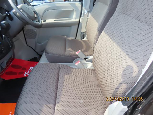 エブリイ ＰＣリミテッド　４ＷＤ　両側スライドドア　キーレスエント　禁煙車　ワンオーナー　記録簿　フルフラット（13枚目）