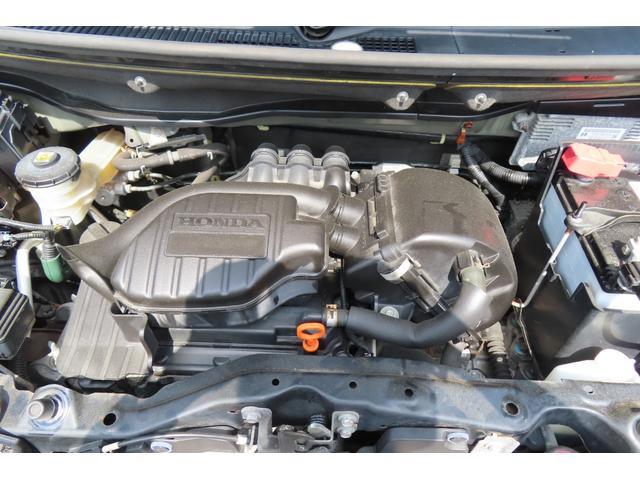 Ｎ－ＢＯＸ Ｇ・Ｌパッケージ　４ＷＤ　左側パワスライドドアー　キーレスエントリー　スマートキーエンスタ　エコアイドル　横滑り防止装置　ベンチシート　アルミホイール（17枚目）
