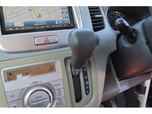 ワゴンＲ ＦＸリミテッドＩＩ　４ＷＤ　ナビ／ＴＶ　エンジンスターター　キーキーレスエントリー　アルミホイール　ベンチシート　フルフラット　シートヒーター（11枚目）