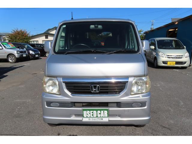 軽バスで人気のバモス４ＷＤ／ＡＴシルバーです