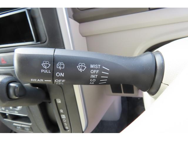 タント L 4WD 両側スライドドアー スマートー エコアイドル フルフラットシート 寒冷地仕様 ベンチシート エンジンスターター CD(27枚目)