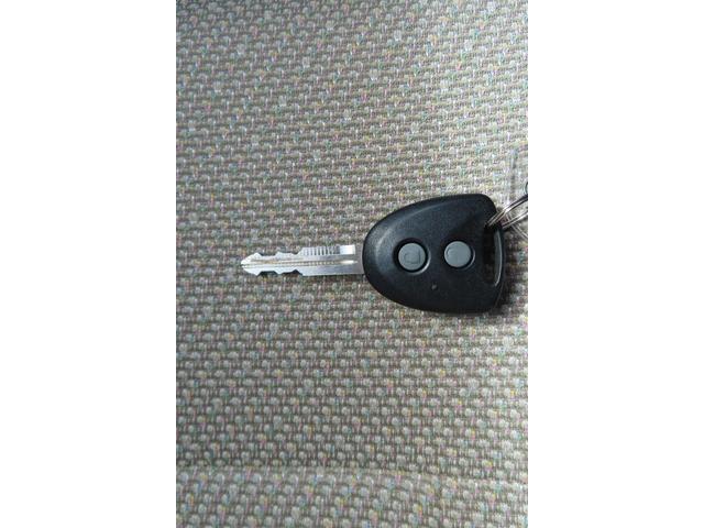 タント L 4WD 両側スライドドアー スマートー エコアイドル フルフラットシート 寒冷地仕様 ベンチシート エンジンスターター CD(28枚目)