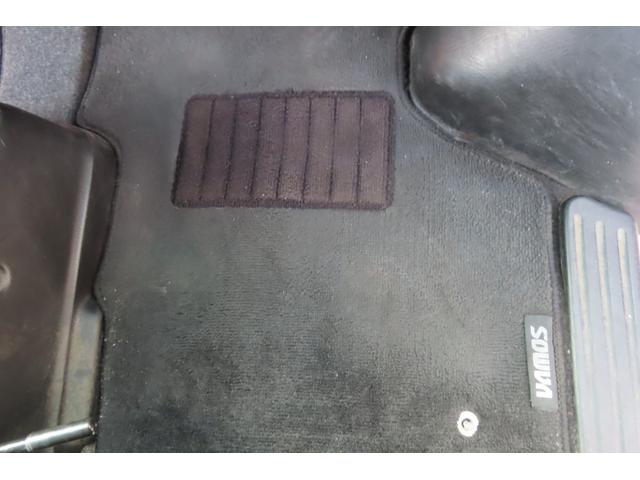 フロアーマットもクリーニング済です