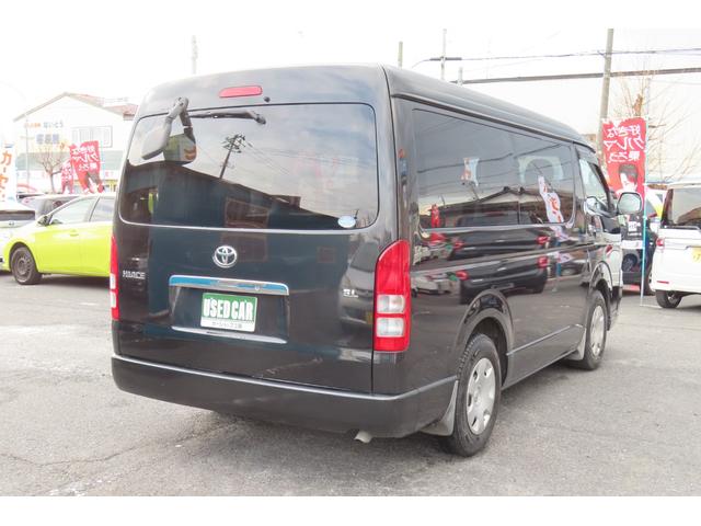 ハイエースワゴン ＧＬ　左側パワースライドドアー　ナビ　バックカメラ　ＥＴＣ　１００Ｖ電源　１０人乗り（8枚目）