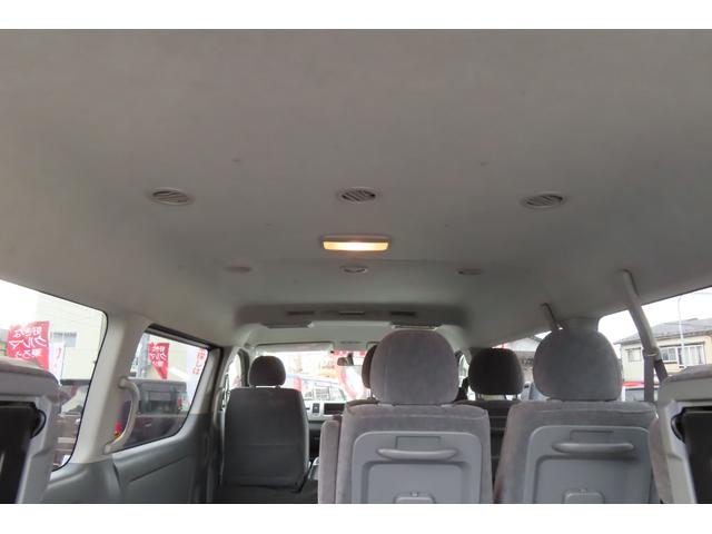ハイエースワゴン ＧＬ　左側パワースライドドアー　ナビ　バックカメラ　ＥＴＣ　１００Ｖ電源　１０人乗り（12枚目）