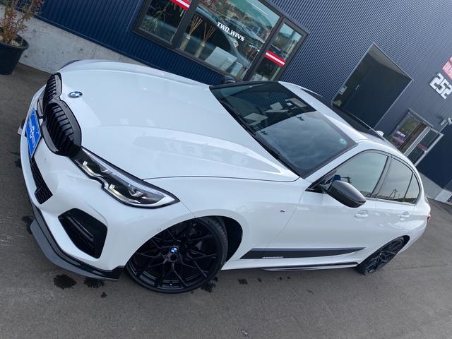 320d xDrive Mスポーツ Mパフォーマンスパッケージフルエアロ 20インチアロイホイール コンフォートパッケージ ハイラインパッケージ Mスポーツパッケージ サンルーフ ブラックレザーシート ETC 走行フリーKIT(4枚目)
