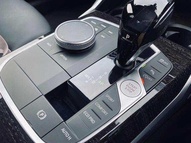320d xDrive Mスポーツ Mパフォーマンスパッケージフルエアロ 20インチアロイホイール コンフォートパッケージ ハイラインパッケージ Mスポーツパッケージ サンルーフ ブラックレザーシート ETC 走行フリーKIT(59枚目)