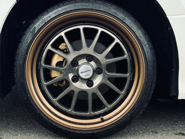 ノア Ｓｉ　ダブルバイビー　モデリスタエアロ　寒冷地仕様　アルパインディスプレイオーディオ　両側パワスラ　車高調　１８インチアルミ　社外フロントグリル　ＥＴＣ（10枚目）