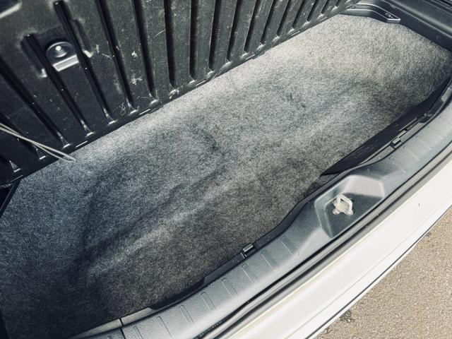 ノア Ｓｉ　ダブルバイビー　モデリスタエアロ　寒冷地仕様　アルパインディスプレイオーディオ　両側パワスラ　車高調　１８インチアルミ　社外フロントグリル　ＥＴＣ（19枚目）
