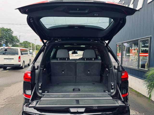Ｘ７ ｘＤｒｉｖｅ　４０ｄ　Ｍスポーツ　６人乗り　パノラマルーフ（18枚目）
