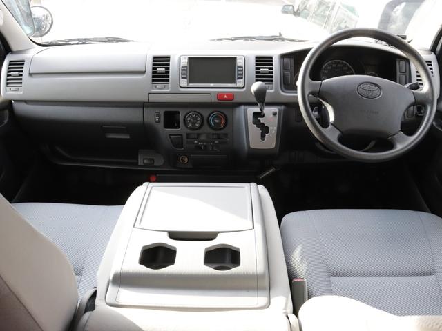 ハイエースバン 　４ＷＤ／ディーゼル／丸目ヘッドライト／新品ホイール／新品タイヤ／新品ルーフラック／リアラダー（27枚目）