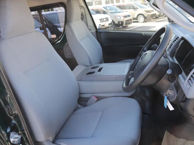 ハイエースバン 　４ＷＤ／ディーゼル／丸目ヘッドライト／新品ホイール／新品タイヤ／新品ルーフラック／リアラダー（29枚目）