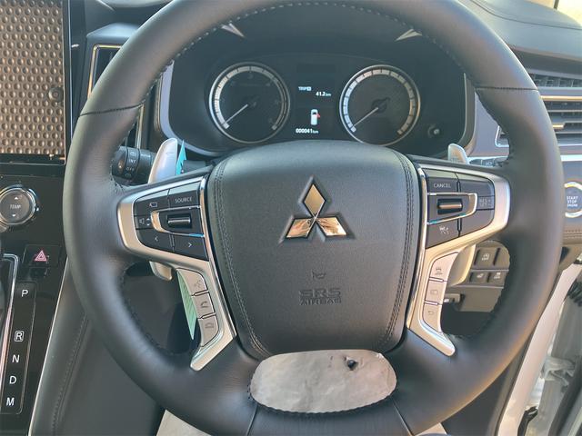 自ら操るハンドル！ドライバーの生命線です。お客様の目で実際にご確認ください。