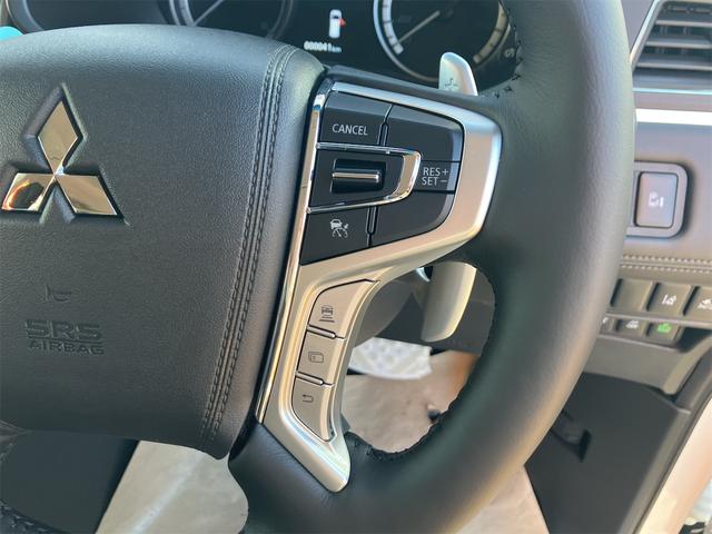 長距離に大活躍のオートクルーズコントロールになります。１度使ってしまうと手放せなくなる快適装備です。ぜひ体感してください。