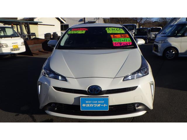 プリウス Ｓ　４ＷＤ　ナビ　バックカメラ　ＥＴＣ（2枚目）