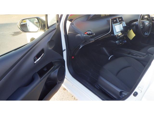 プリウス Ｓ　４ＷＤ　ナビ　バックカメラ　ＥＴＣ（25枚目）