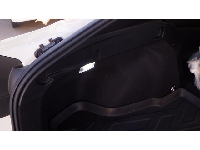 プリウス Ｓ　４ＷＤ　ナビ　バックカメラ　ＥＴＣ（30枚目）