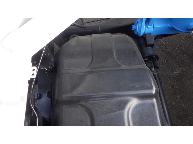 キャリイトラック ダンプ　４ＷＤ　５速（17枚目）