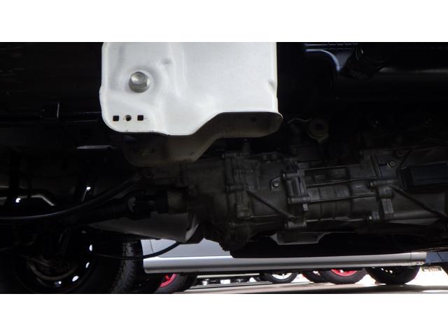 キャリイトラック ＫＣエアコン・パワステ　４ＷＤ　５速（9枚目）