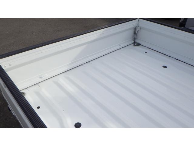 キャリイトラック ＫＣエアコン・パワステ　４ＷＤ　５速（10枚目）