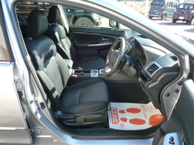 レヴォーグ １．６ＧＴアイサイト　４ＷＤ／ナビＴＶ／ＥＴＣ／バックカメラ（13枚目）