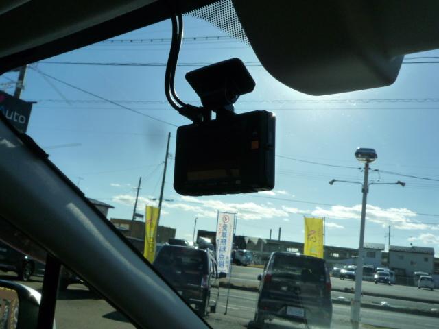 レヴォーグ １．６ＧＴアイサイト　４ＷＤ／ナビＴＶ／ＥＴＣ／バックカメラ（19枚目）