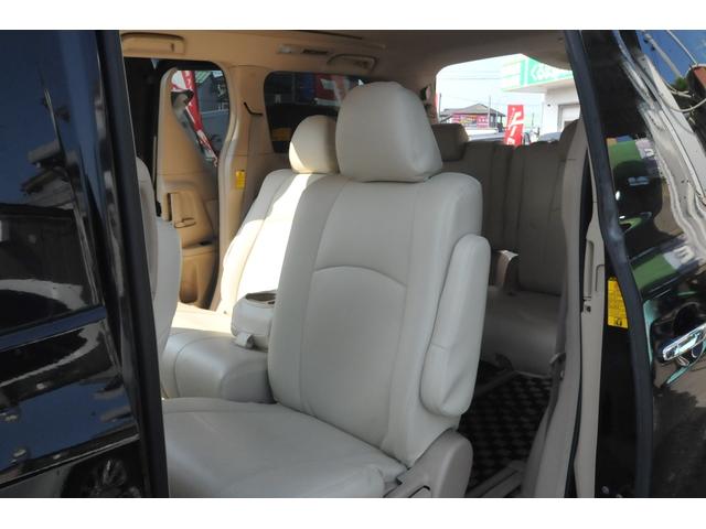 ヴェルファイア ２．４Ｘ　現状販売／現状渡し／４ＷＤ／後期型／両側パワスラ／地デジナビ／バックカメラ／クラッツィオ革調カバー／ステアリングスイッチ／純正アルミ／ＥＴＣ／８人乗／切替式４ＷＤ／パークセンサー／キーレス（62枚目）