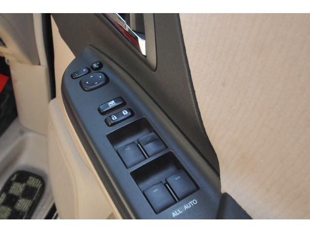 ヴェルファイア ２．４Ｘ　現状販売／現状渡し／４ＷＤ／後期型／両側パワスラ／地デジナビ／バックカメラ／クラッツィオ革調カバー／ステアリングスイッチ／純正アルミ／ＥＴＣ／８人乗／切替式４ＷＤ／パークセンサー／キーレス（73枚目）