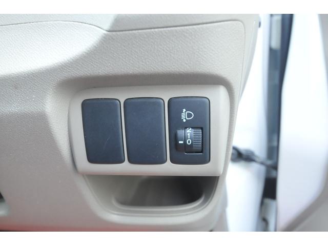 ライフ Ｇ　４ＷＤ／バックカメラ／現状販売／タイミングベルト交換済み／バックカメラ／ＡＵＸ付き純正オーディオ／ＲＣＡピン接続可能／車検Ｒ８．４．２３迄／キーレス／１３インチアルミ／キーレス／衝突安全ボディ（48枚目）