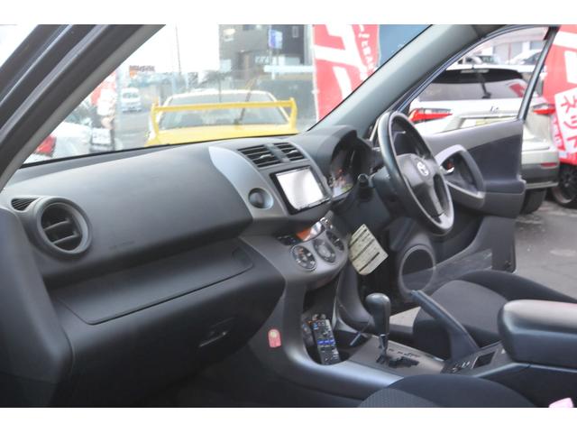 RAV4 G 修復歴無し/4WD/現状販売/地デジHDDナビ/ETC/ドラレコ/18インチアルミ/キーレス/オートクルーズコントロール/フォグランプ/盗難防止システム/衝突安全ボディ/スマートキー/(61枚目)