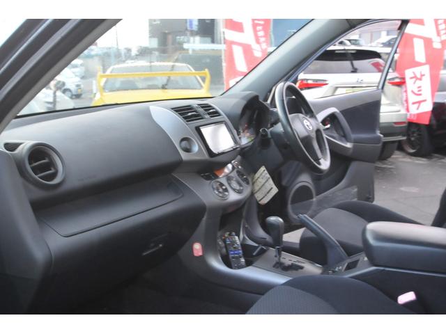 RAV4 G 修復歴無し/4WD/現状販売/地デジHDDナビ/ETC/ドラレコ/18インチアルミ/キーレス/オートクルーズコントロール/フォグランプ/盗難防止システム/衝突安全ボディ/スマートキー/(76枚目)