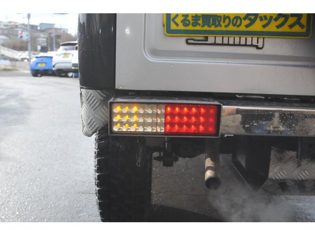 ジムニー ランドベンチャー　オートマ／色替えブラック／Ｋ６Ａ／社外アルミ／ＥＴＣ／電動ウィンチ／５ナンバー／ＭＯＭＯ　ＲＡＣＥ／マッドタイヤ／（32枚目）