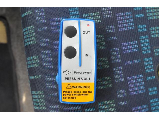 ジムニー ランドベンチャー　オートマ／色替えブラック／Ｋ６Ａ／社外アルミ／ＥＴＣ／電動ウィンチ／５ナンバー／ＭＯＭＯ　ＲＡＣＥ／マッドタイヤ／（73枚目）